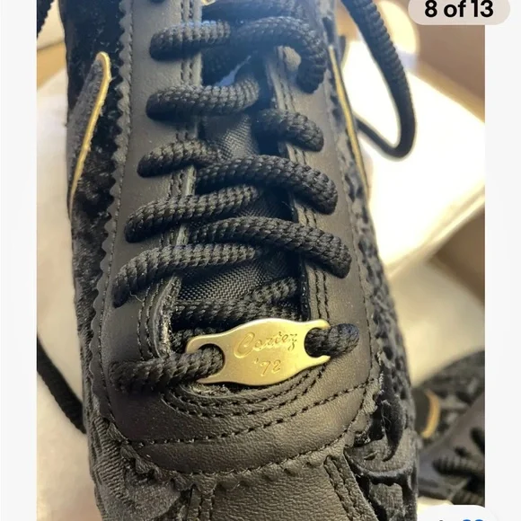 Authentic Black velvet Nike Cortez w/ gold size 7 New in box - Picture 6 of 15
